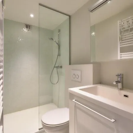 아파트 Lecomte - The Shoreline Collection 15 *